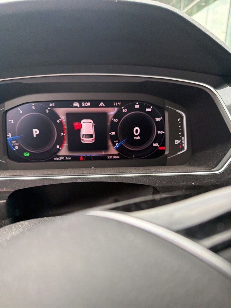 2021 Volkswagen Tiguan 2.0T SEL Premium R-Line 4Motion's photo
