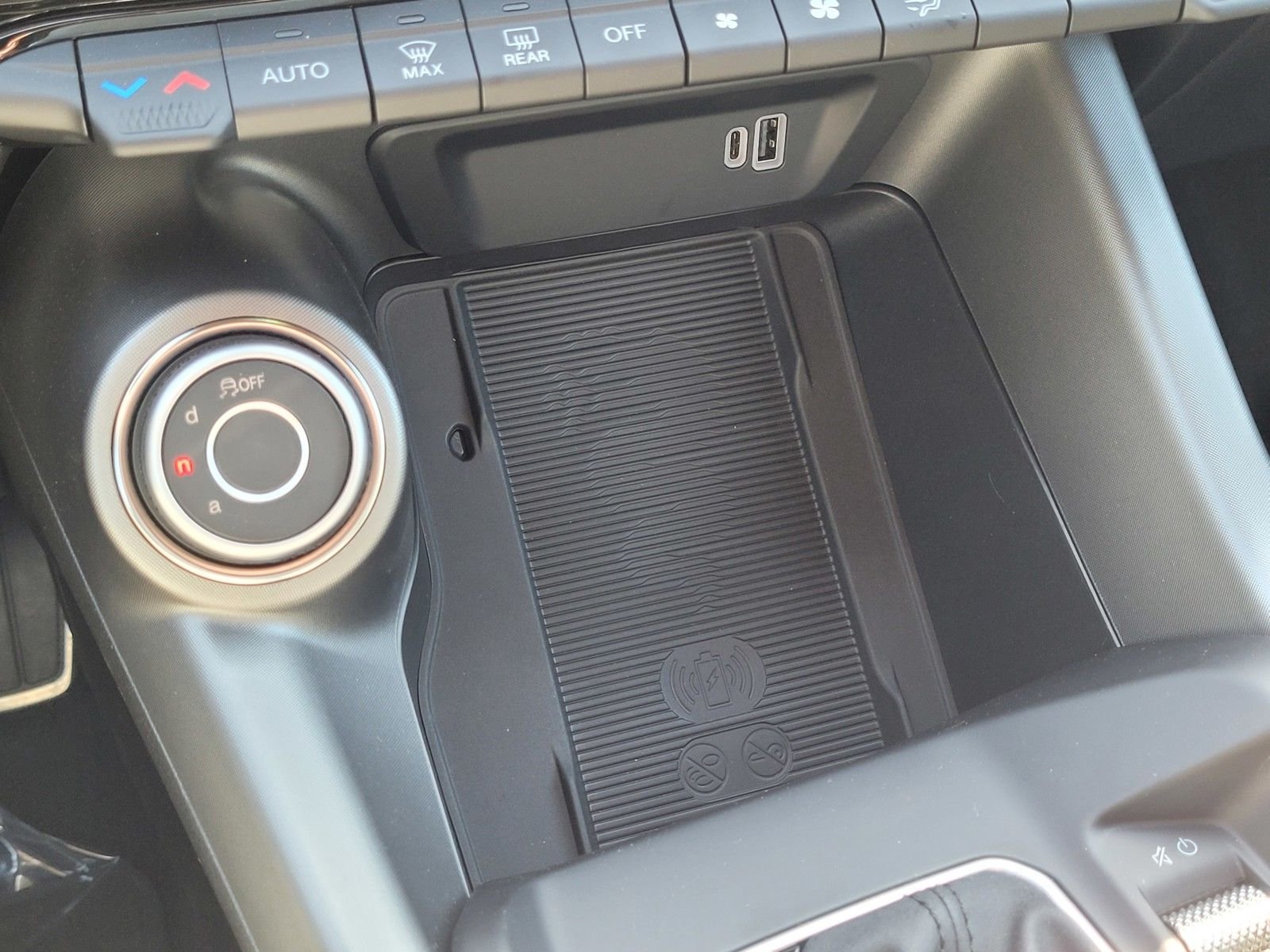 2025 Alfa Romeo Tonale Base - Photo 24