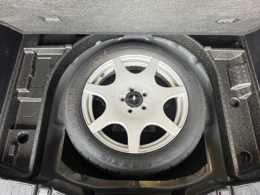 Used 2022 Gray Ford SE image 27