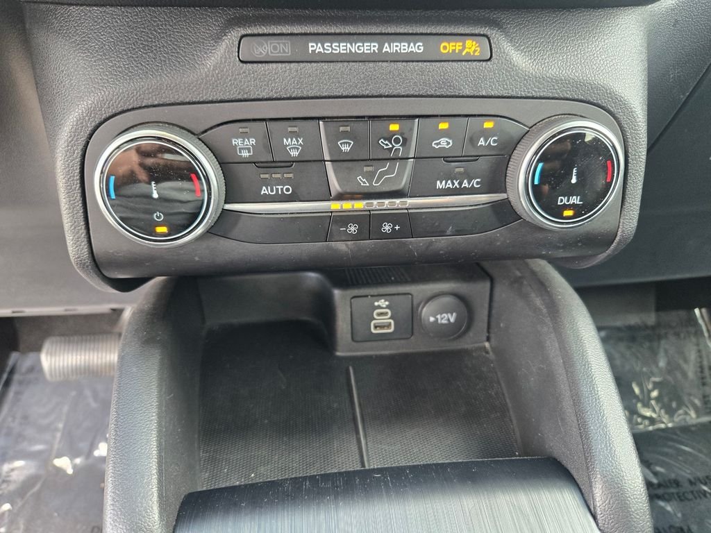 Used 2025 Silver Ford ST-Line image 14