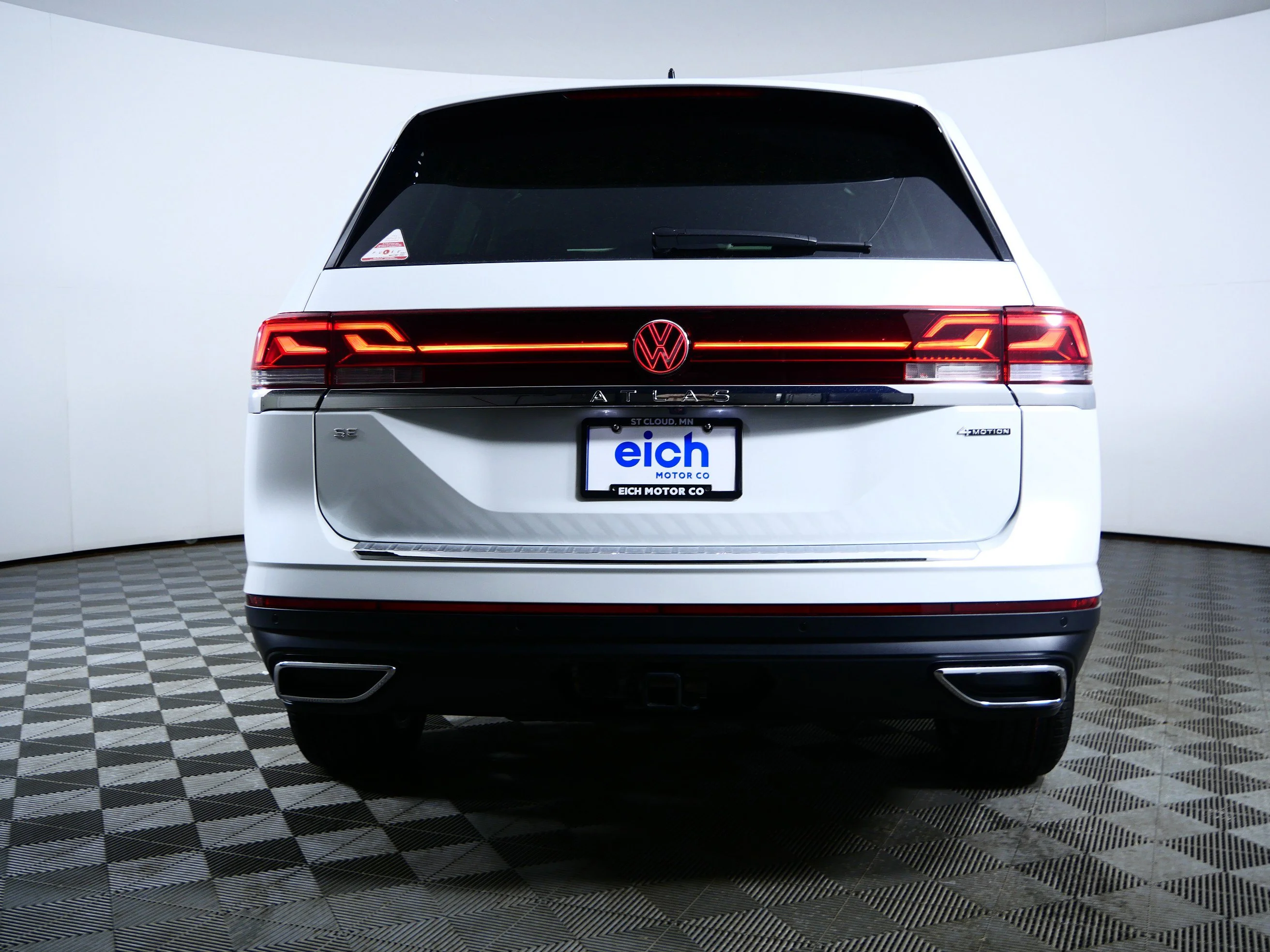 New 2026 Opal White Pearl Volkswagen 2.0T SE w/Technology image 6