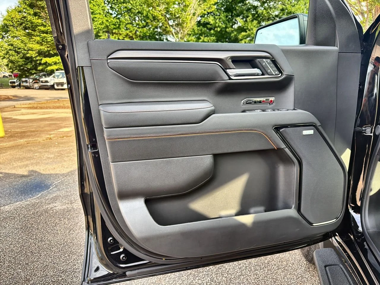 New 2026 Onyx Black GMC AT4 image 18