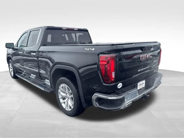 Used 2022 Onyx Black GMC SLT image 4