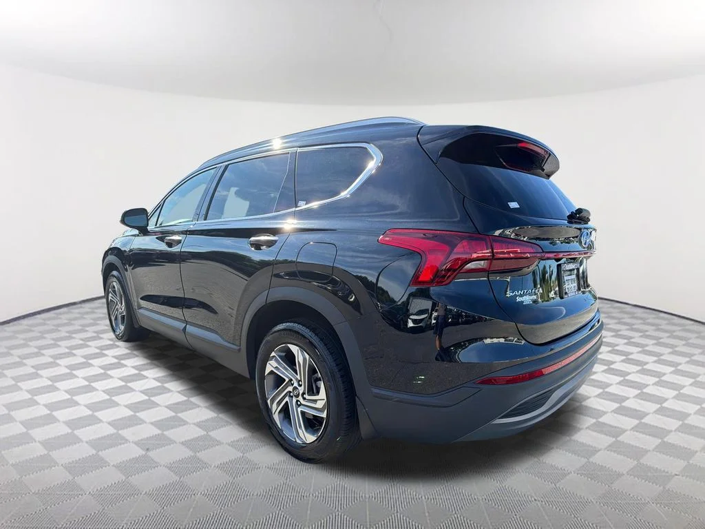 Used 2023 Black Hyundai SEL image 7