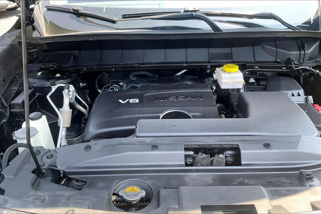 Used 2022 Black Nissan SV image 9