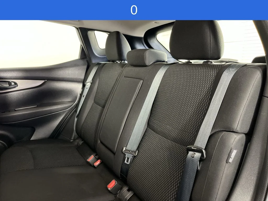 Used 2022 Gray Nissan S image 23