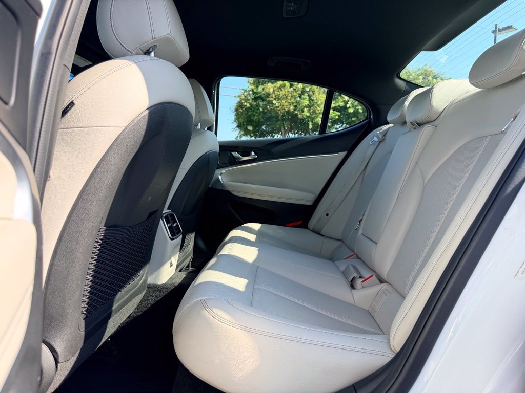 Used 2025 White Genesis 2.5T image 16