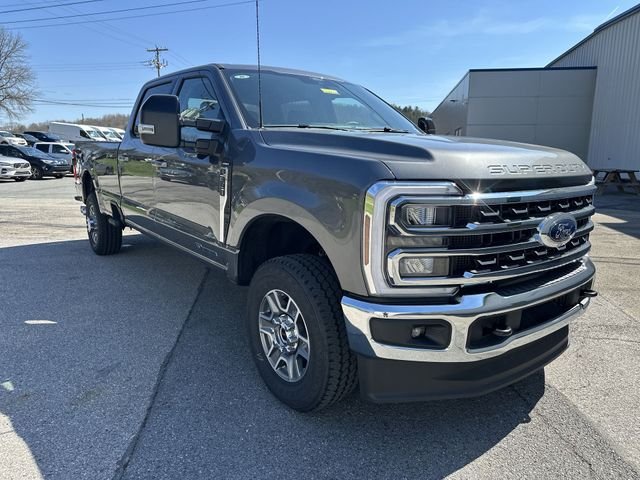 New 2026 Carbonized Gray Metallic Ford F-350® Lariat® image 11