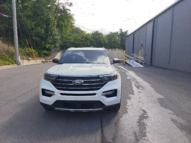 Used 2022 White Ford XLT image 7