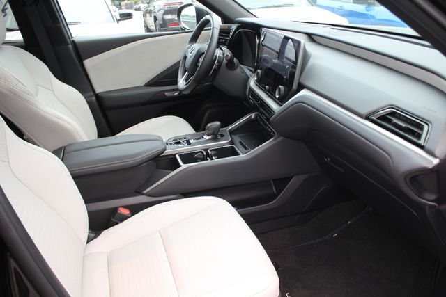 Used 2025 Black Lexus 350 Premium image 37