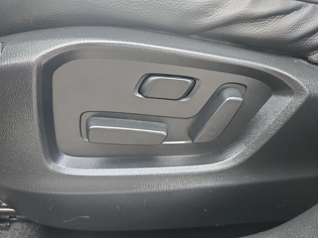 Used 2020 Gray Mazda Grand Touring image 18