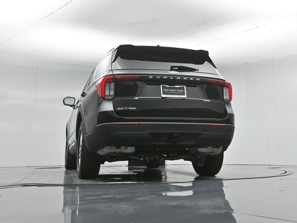 New 2026 Agate Black Metallic Ford Active image 49