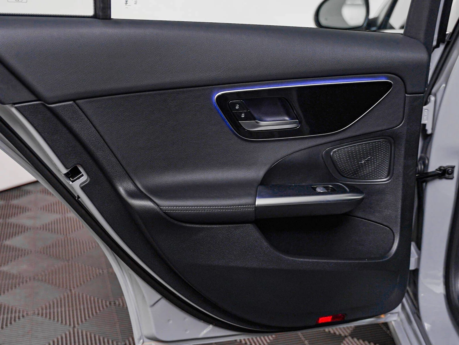 New 2026 Alpine Grey Mercedes-Benz C 300 image 25