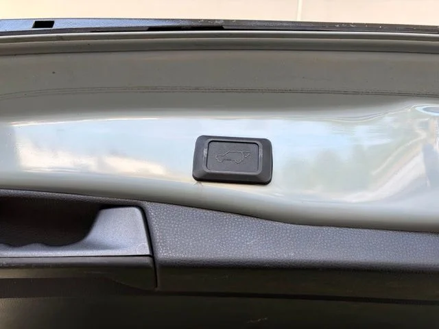 Used 2022  Toyota XLE image 40