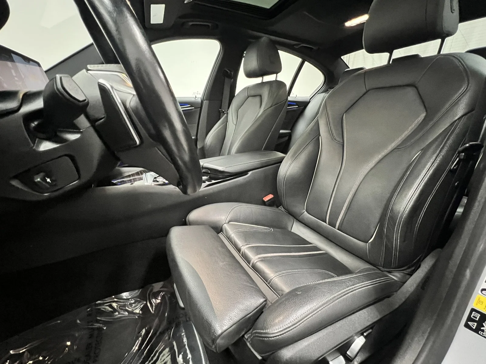 Used 2019 Glacier Silver Metallic BMW 530i xDrive image 18