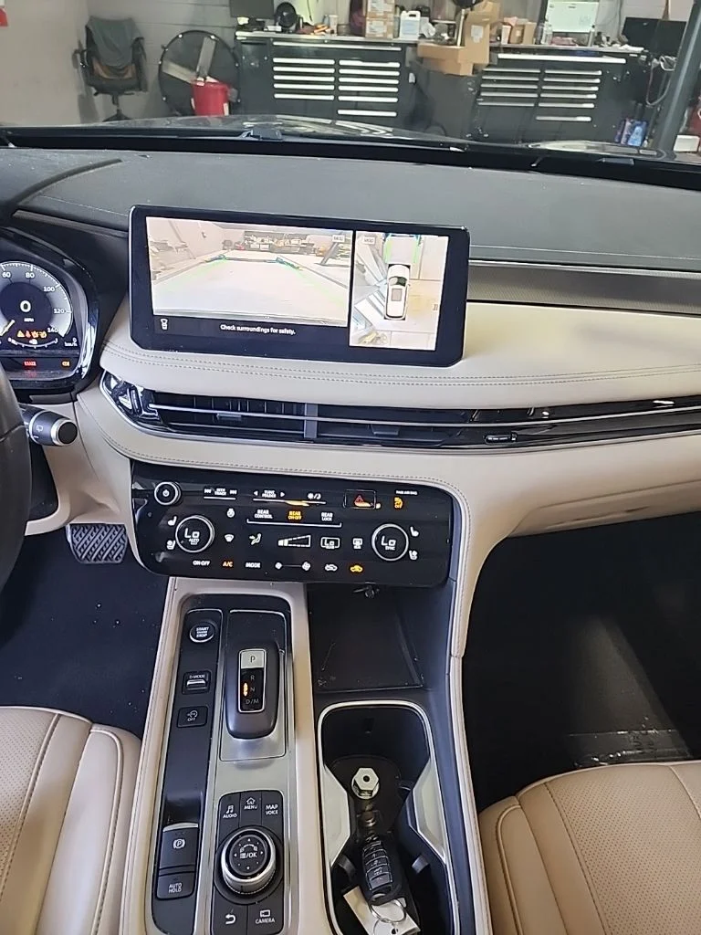 Used 2023 Black INFINITI LUXE image 3
