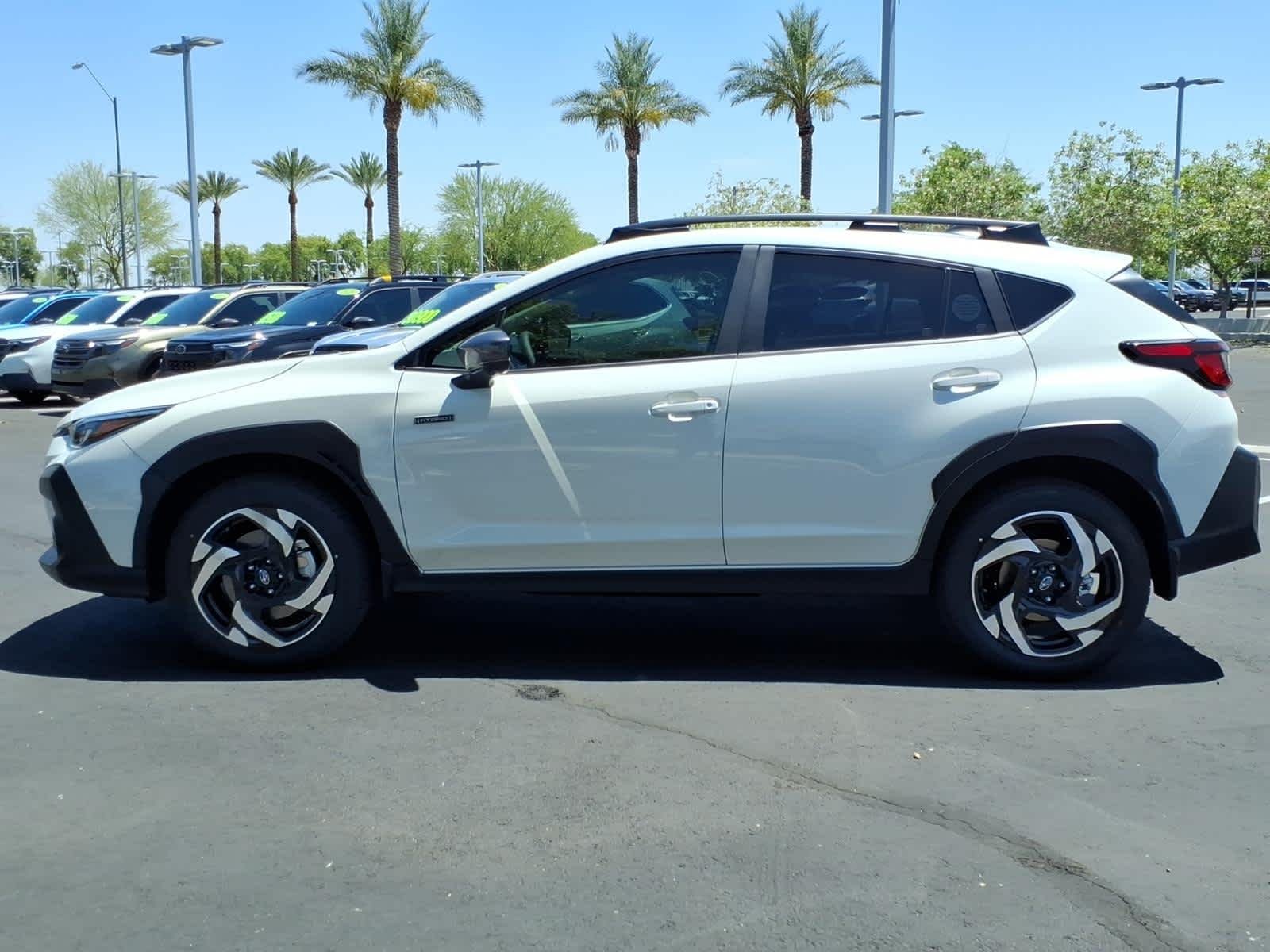 New 2026 CRYSTAL WHITE PEARL Subaru Limited Hybrid image 4