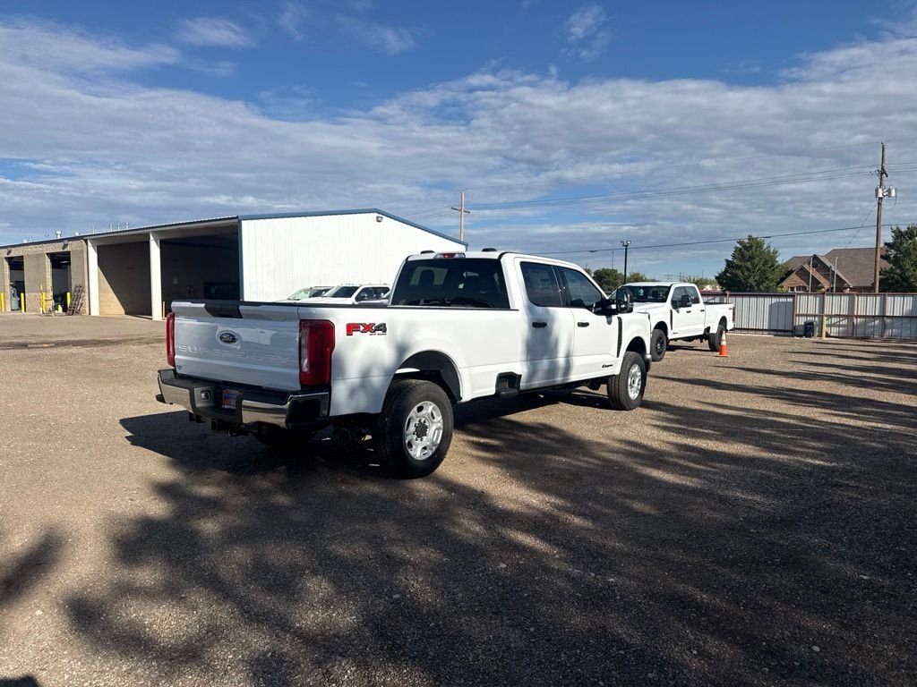New 2026 White Ford XLT image 7