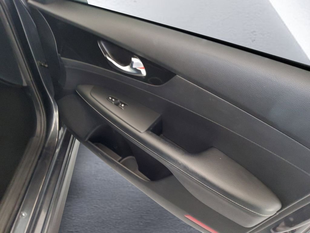 Used 2020 Gray Kia GT-Line image 15