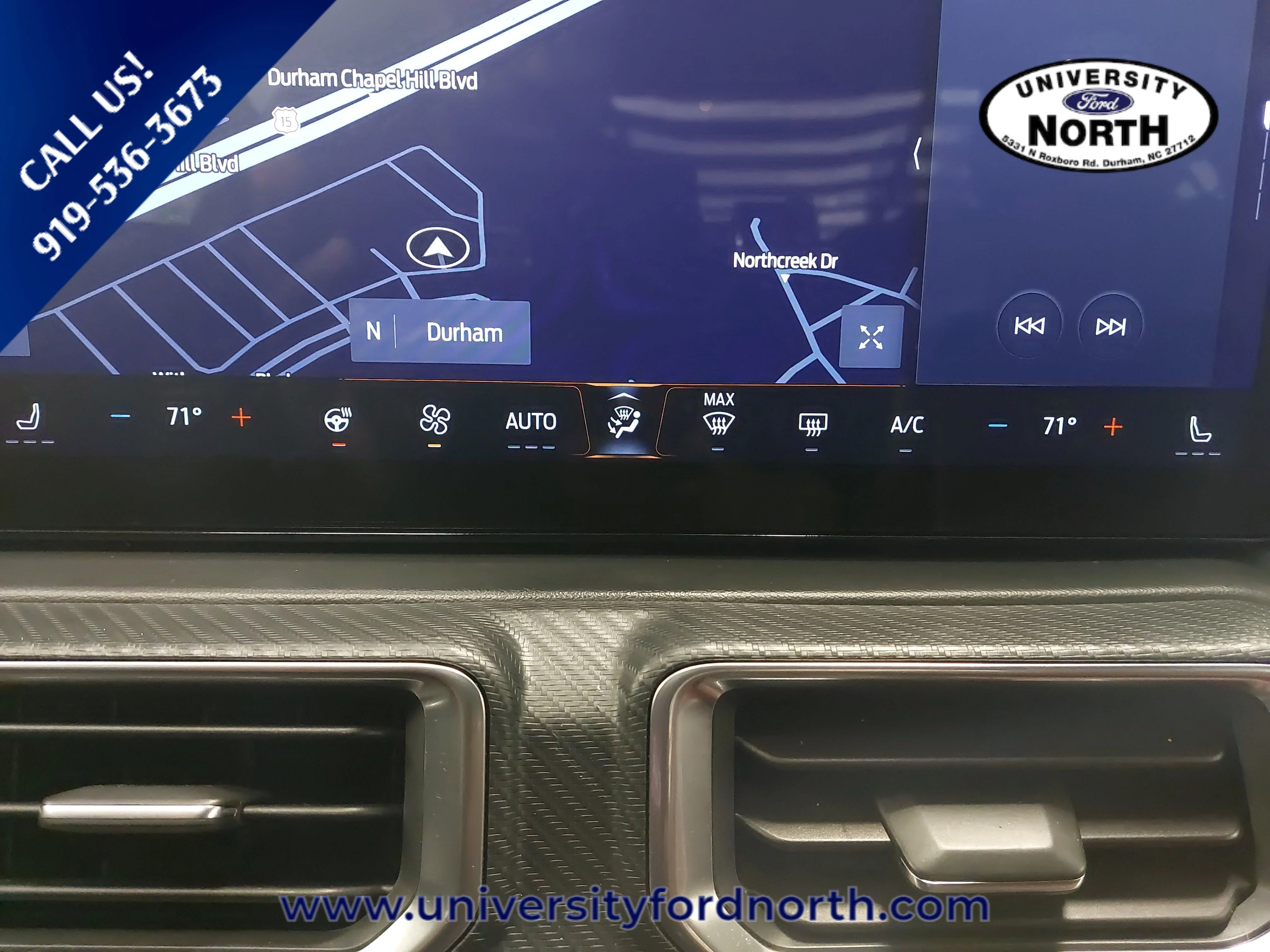 Used 2024 Oxford White Ford GT Premium image 25
