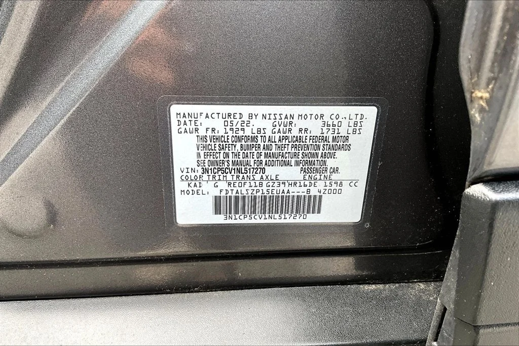 Used 2022 Gray Nissan SV image 19