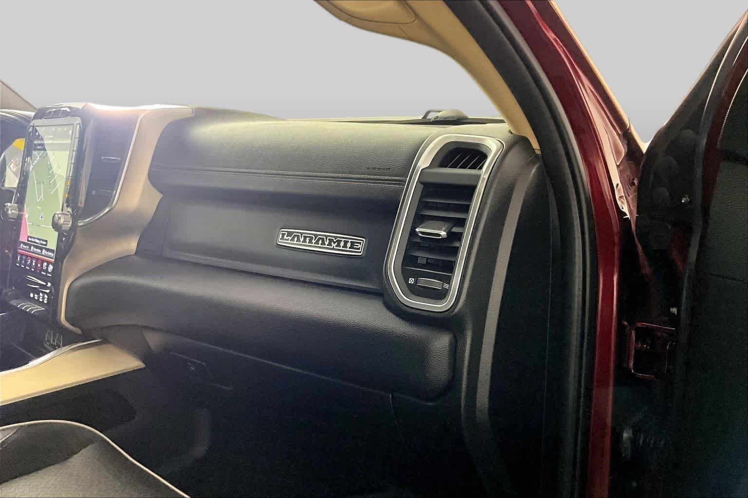 Used 2021 Delmonico Red Pearlcoat Ram Laramie image 17