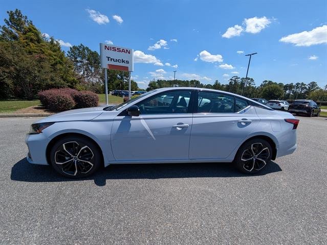 New 2025 Gray Sky Pearl Nissan SR image 7