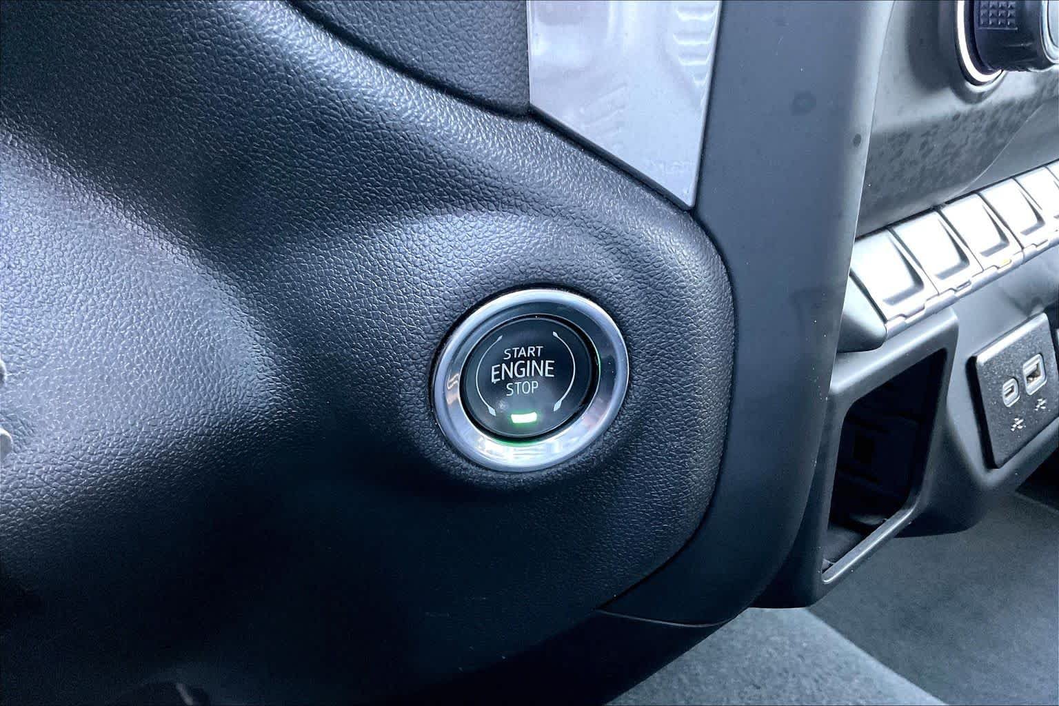 2025 Chevrolet Silverado 1500 Custom - Photo 35