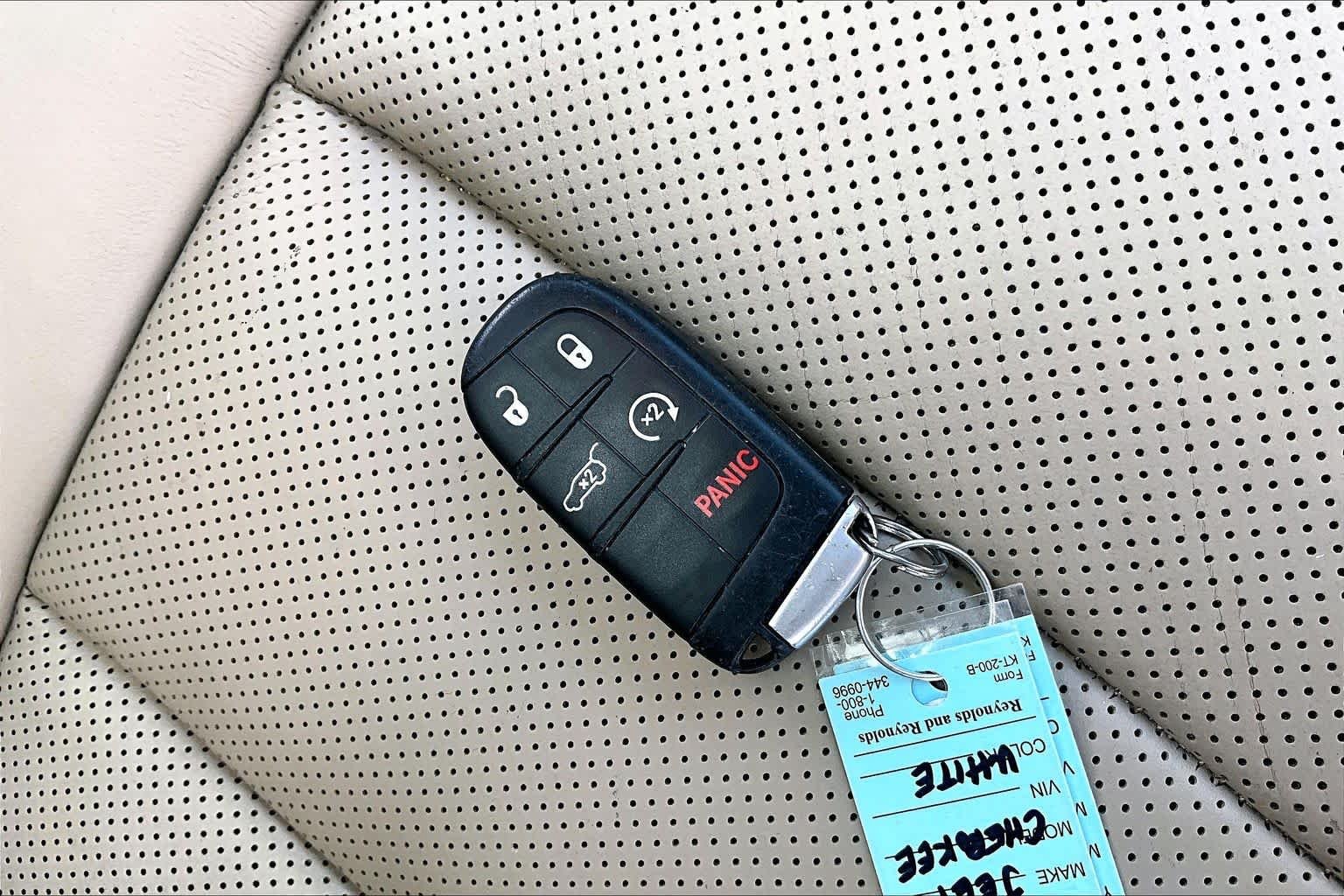 Used 2021 Bright White Clearcoat Jeep Limited image 14