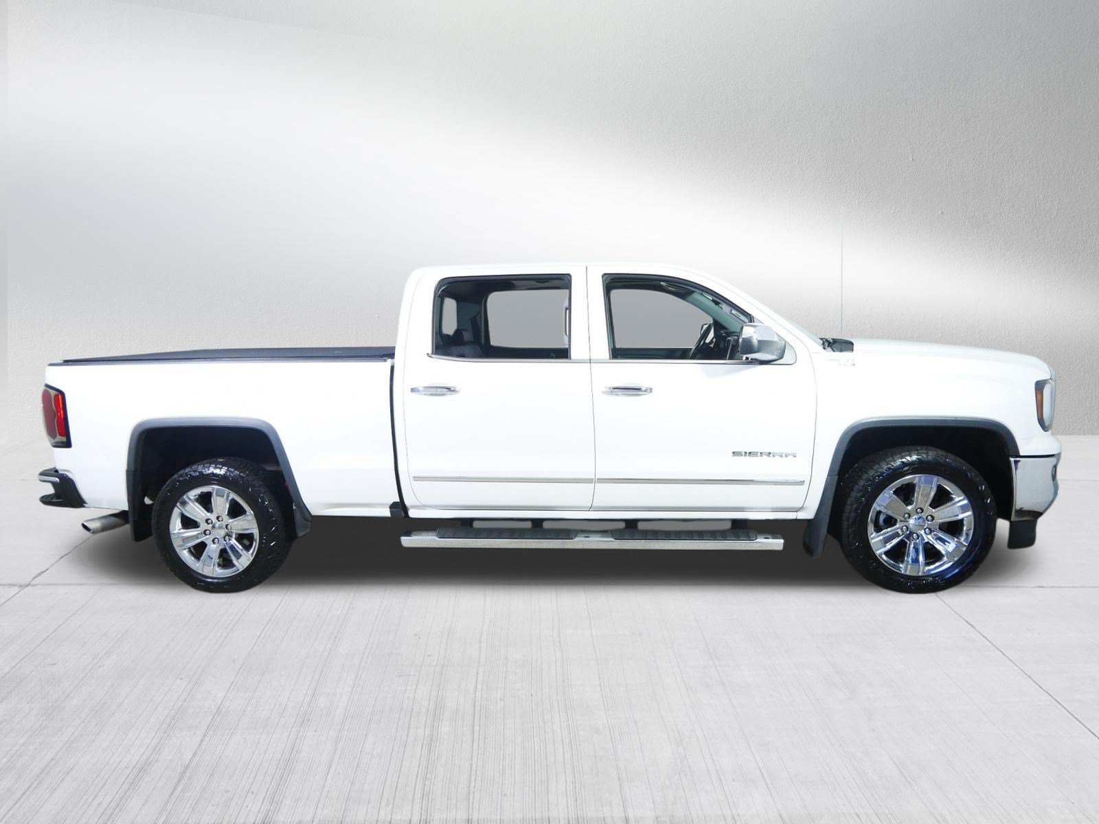 Used 2018 WHITE FROST TRICOAT GMC SLT image 8
