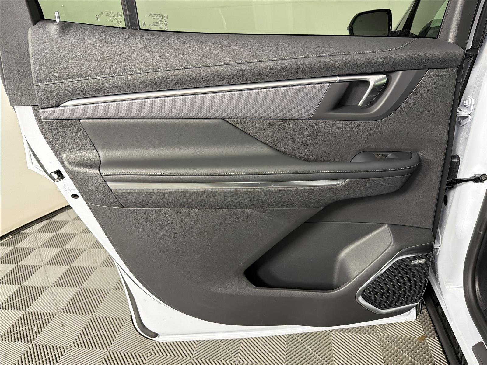 2026 Buick Enclave Sport Touring - Photo 22