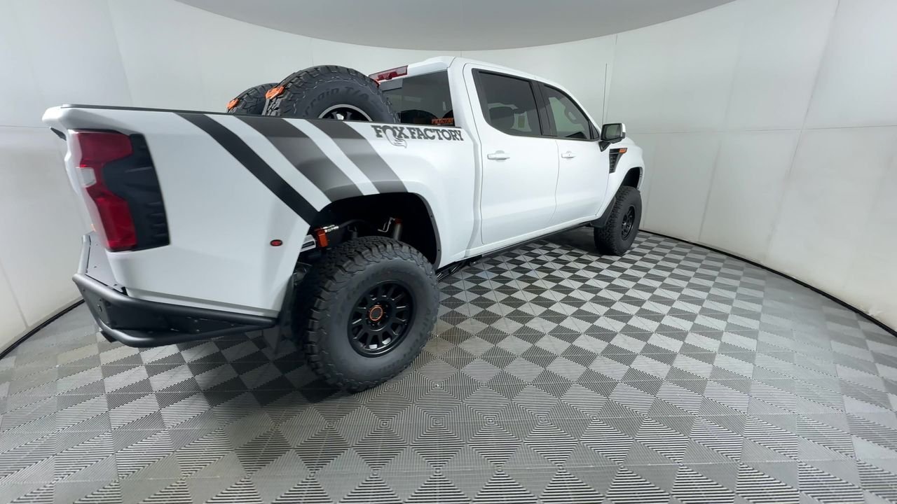 2025 Chevrolet Silverado 1500 LTZ - Photo 106