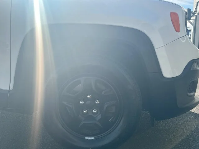 Used 2016 White Jeep Sport image 12