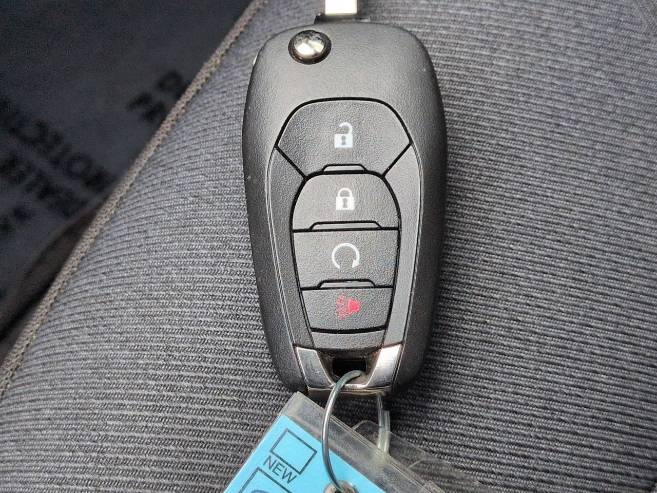 Used 2025 Sterling Gray Metallic Chevrolet 1RS image 31