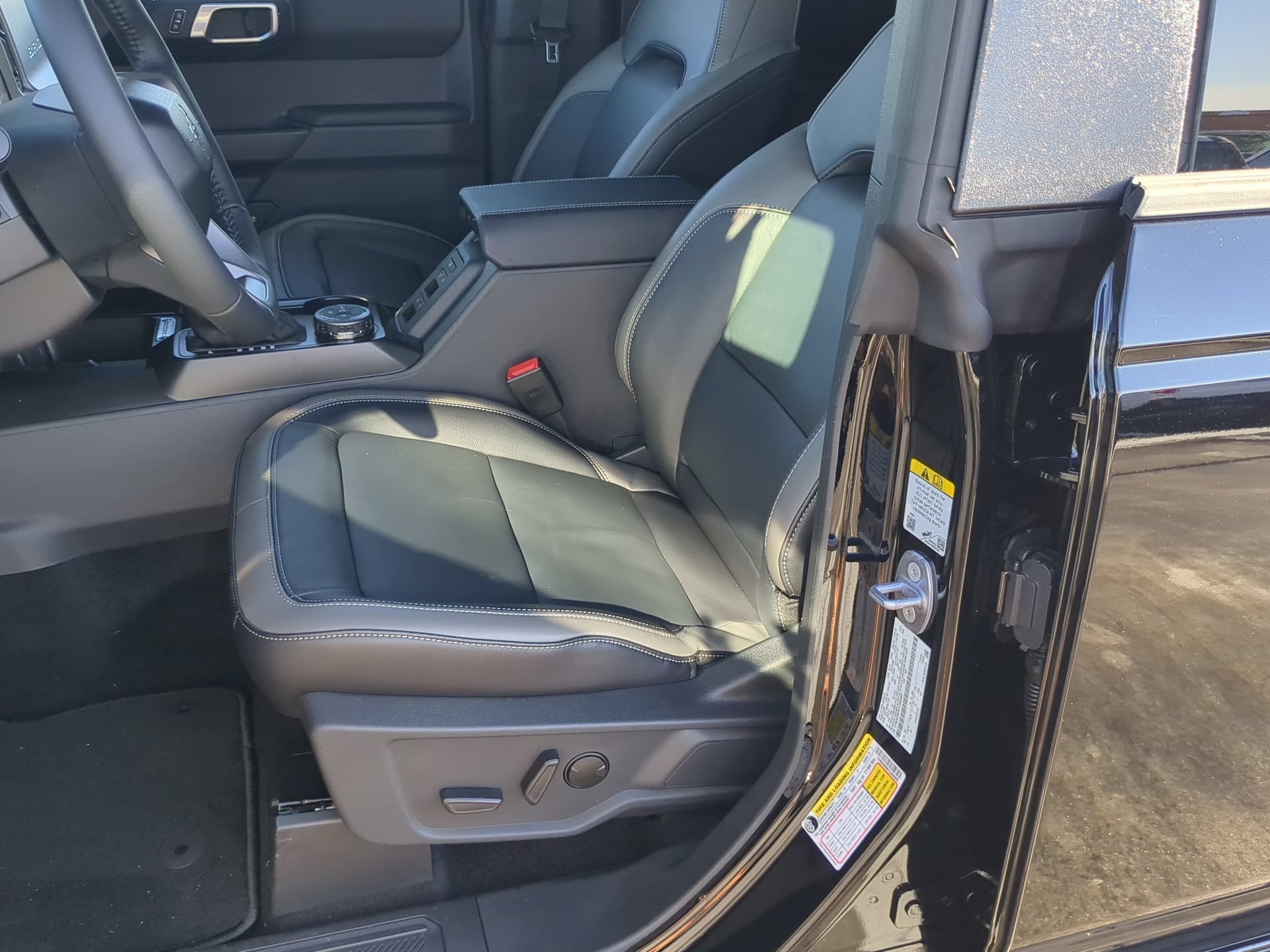 New 2026 Shadow Black Ford Outer Banks® image 53