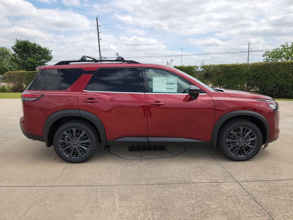 New 2026 Scarlet Ember Tintcoat Nissan SL image 3