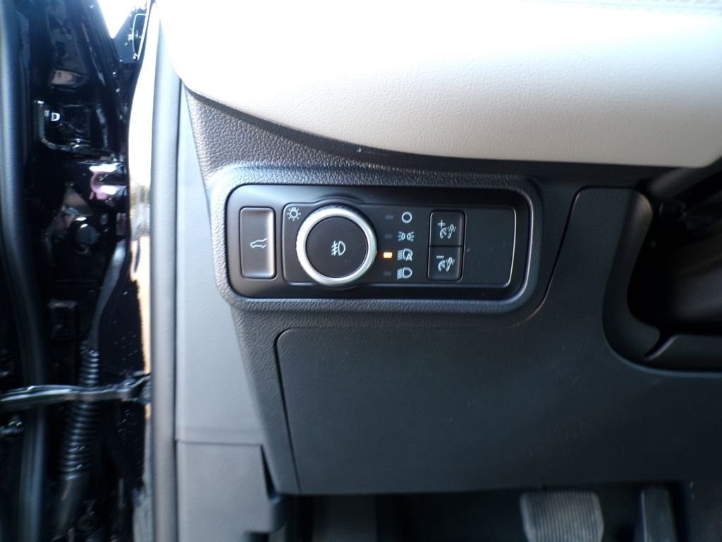 New 2026 Agate Black Metallic Ford Active image 14