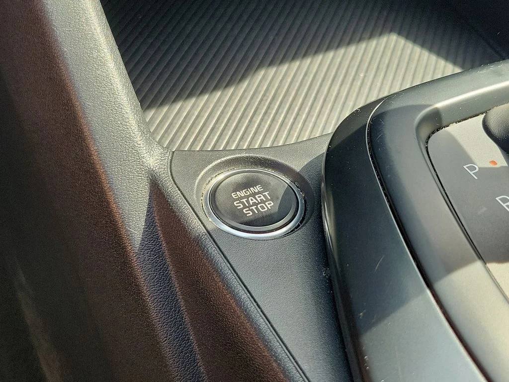 2025 Kia K4 LXS - Photo 34