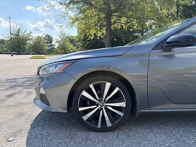 Used 2020 Gray Nissan 2.5 SR image 10