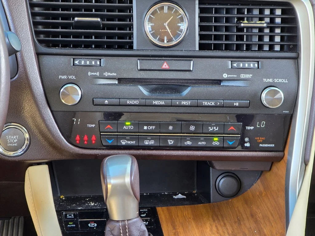 Used 2017  Lexus 350 image 31