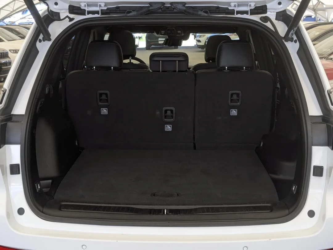 Certified Used 2024 White Jeep Limited - - 4x4 - Luxury Tech II - Black Appearance - Command View Sunroof & More! image 30