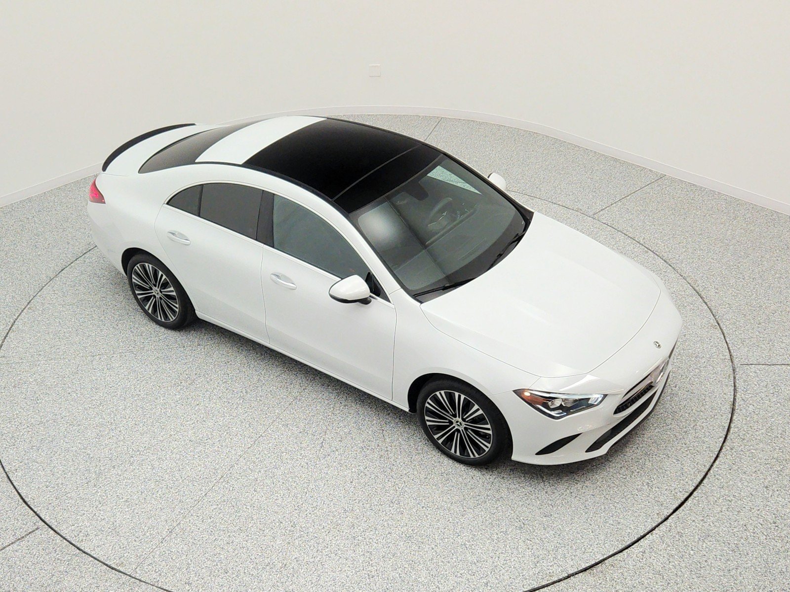 Used 2023 Digital White Metallic Mercedes-Benz CLA 250 Coupe image 25