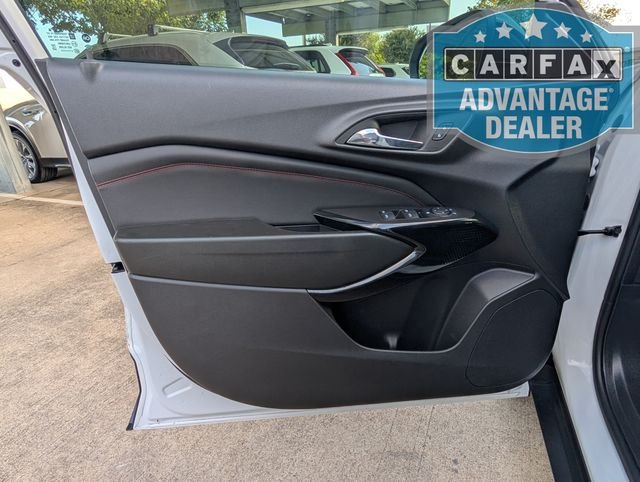 Used 2025 Summit White Chevrolet 2RS image 16