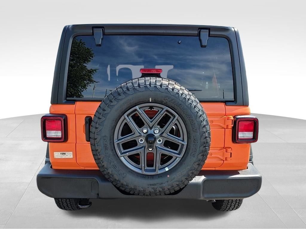 New 2026 Joose Jeep Sport S image 4