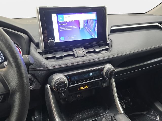 Used 2025 White Toyota XLE image 20