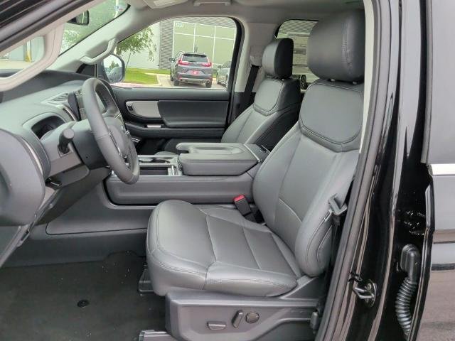 New 2026 Agate Black Metallic Ford MAX Active image 62