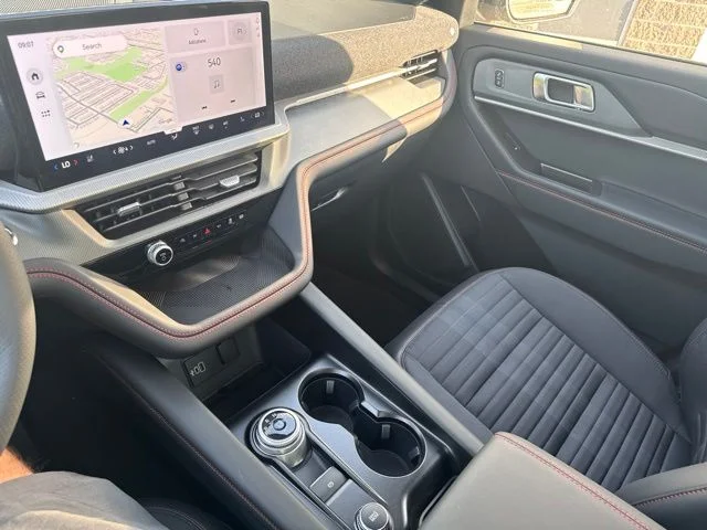 New 2027 Avalanche Gray Ford ST-Line image 26