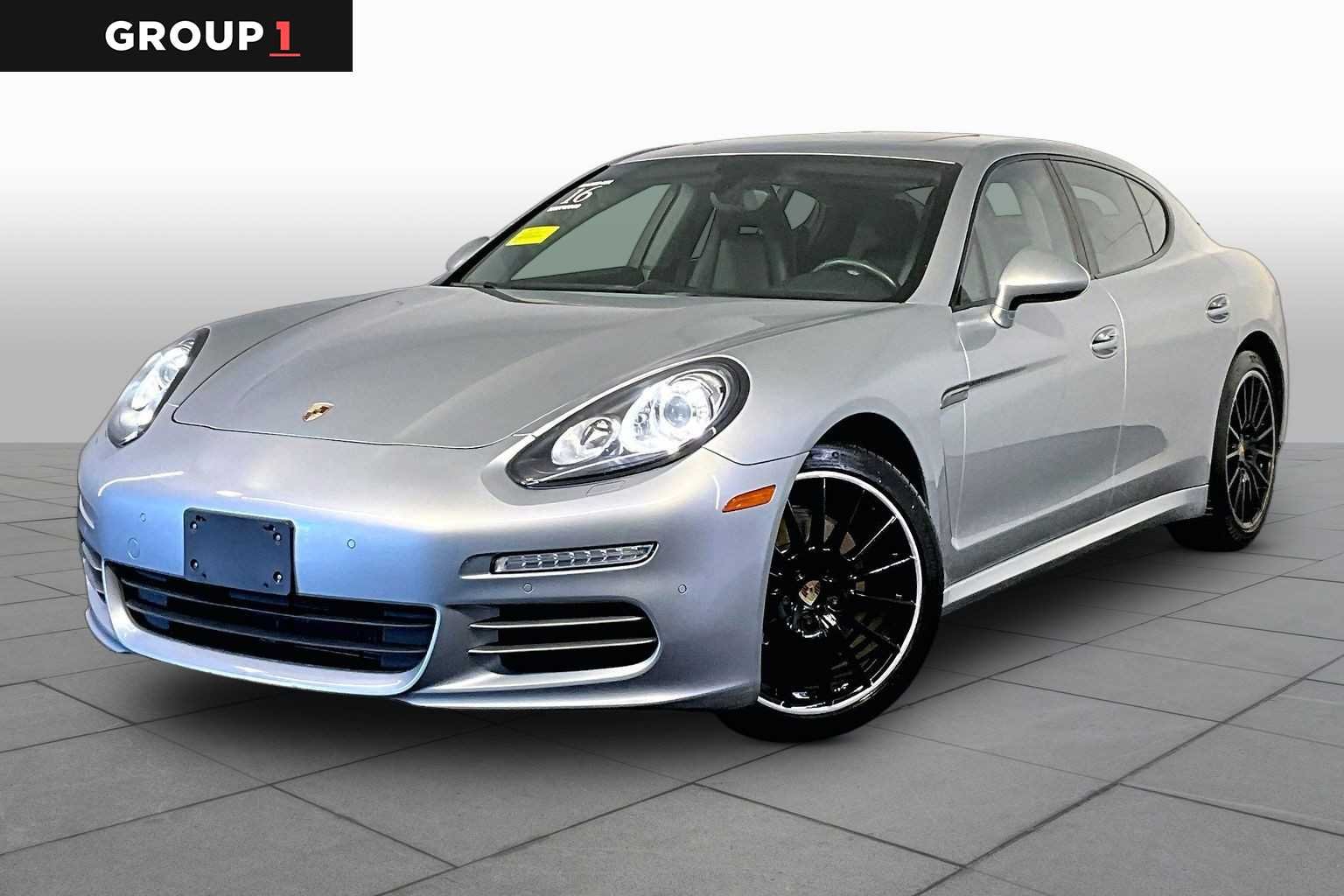 2016 Porsche Panamera