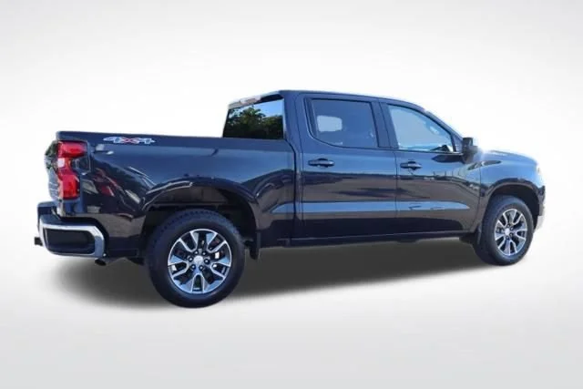 Used 2024 Dark Ash Metallic Chevrolet LT (2FL) image 11