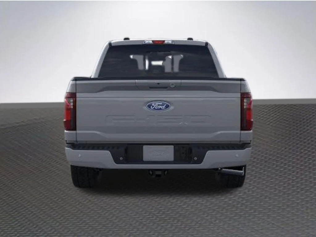 New 2026 Avalanche Ford XLT image 5